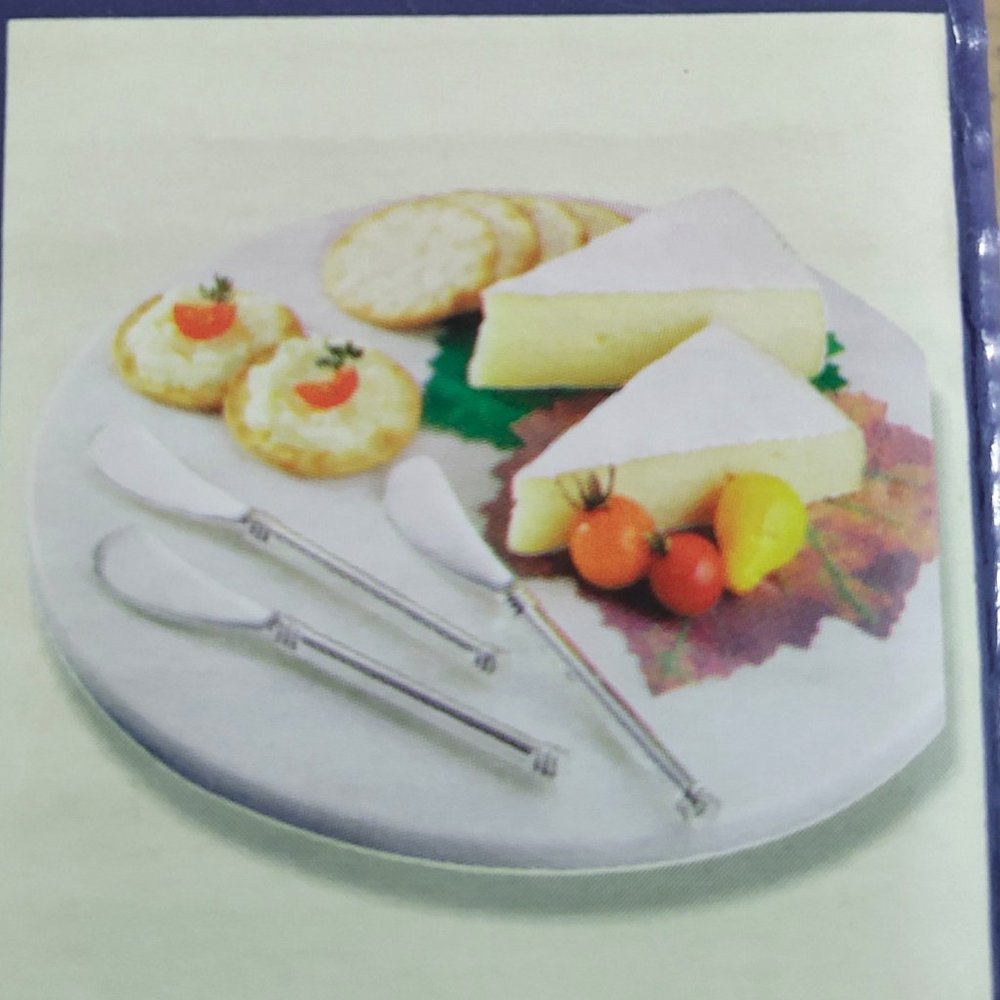 ***4 for $20*** Silver tone/plate Spreaders